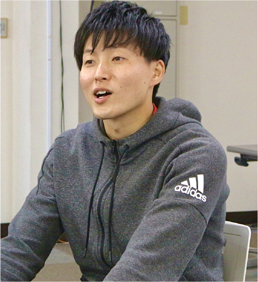 古謝  輝